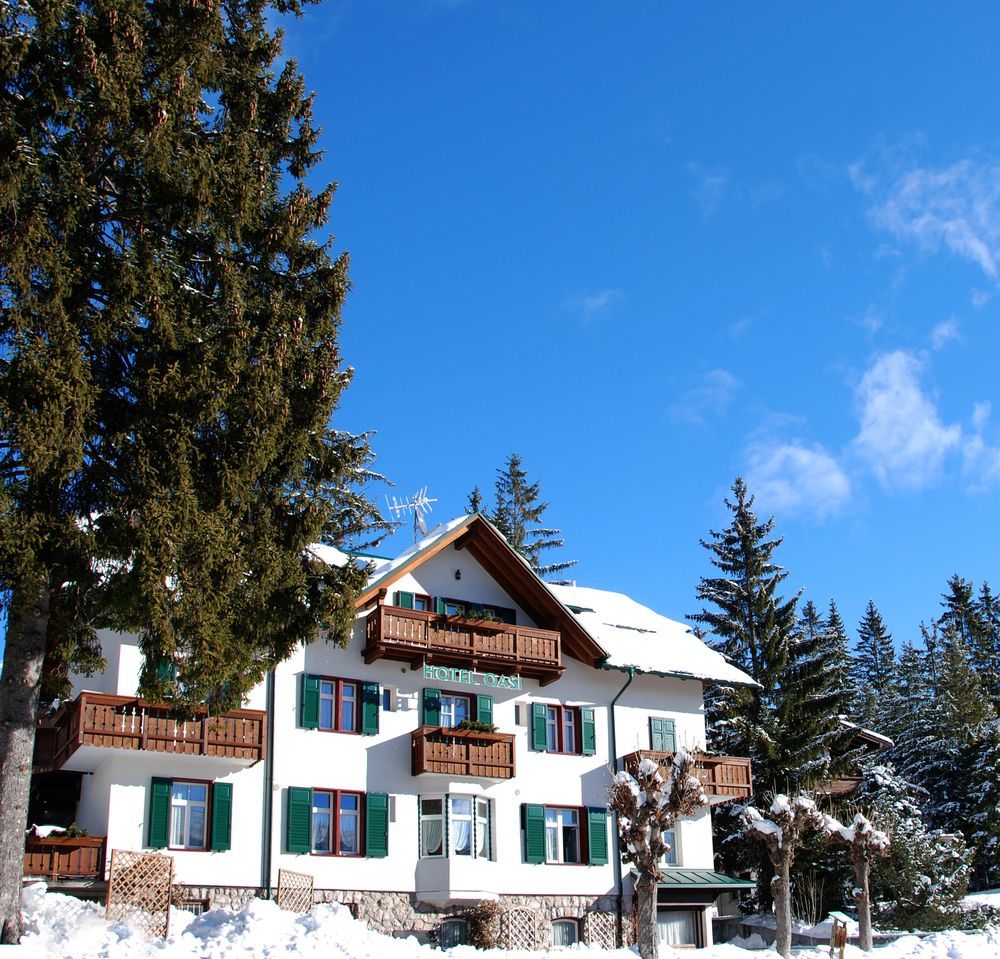 Hotel Meuble Oasi Cortina d'Ampezzo Exterior foto