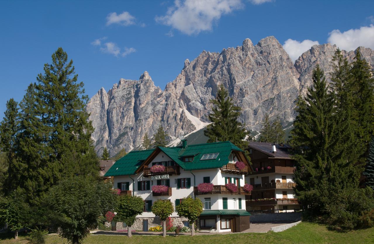 Hotel Meuble Oasi Cortina d'Ampezzo Exterior foto